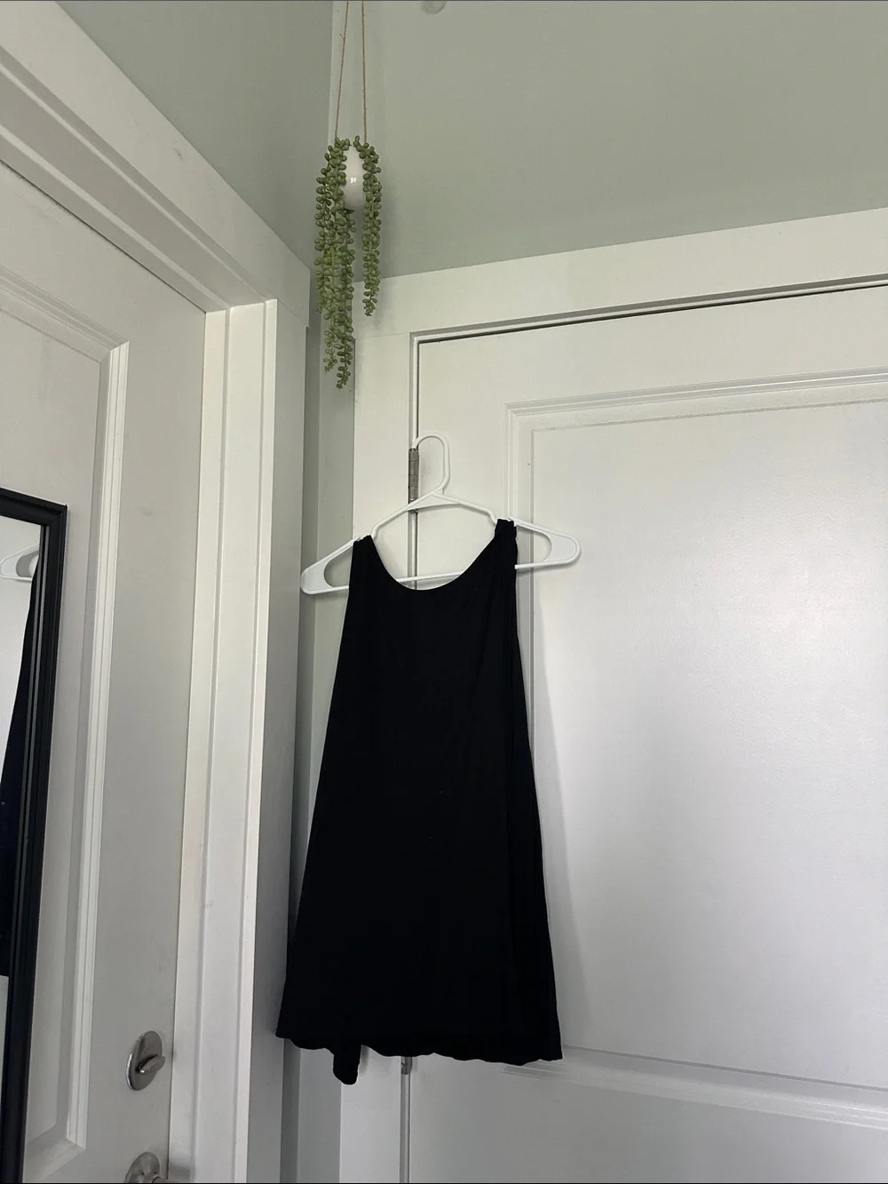 Old Navy Black Women’s Tank Top